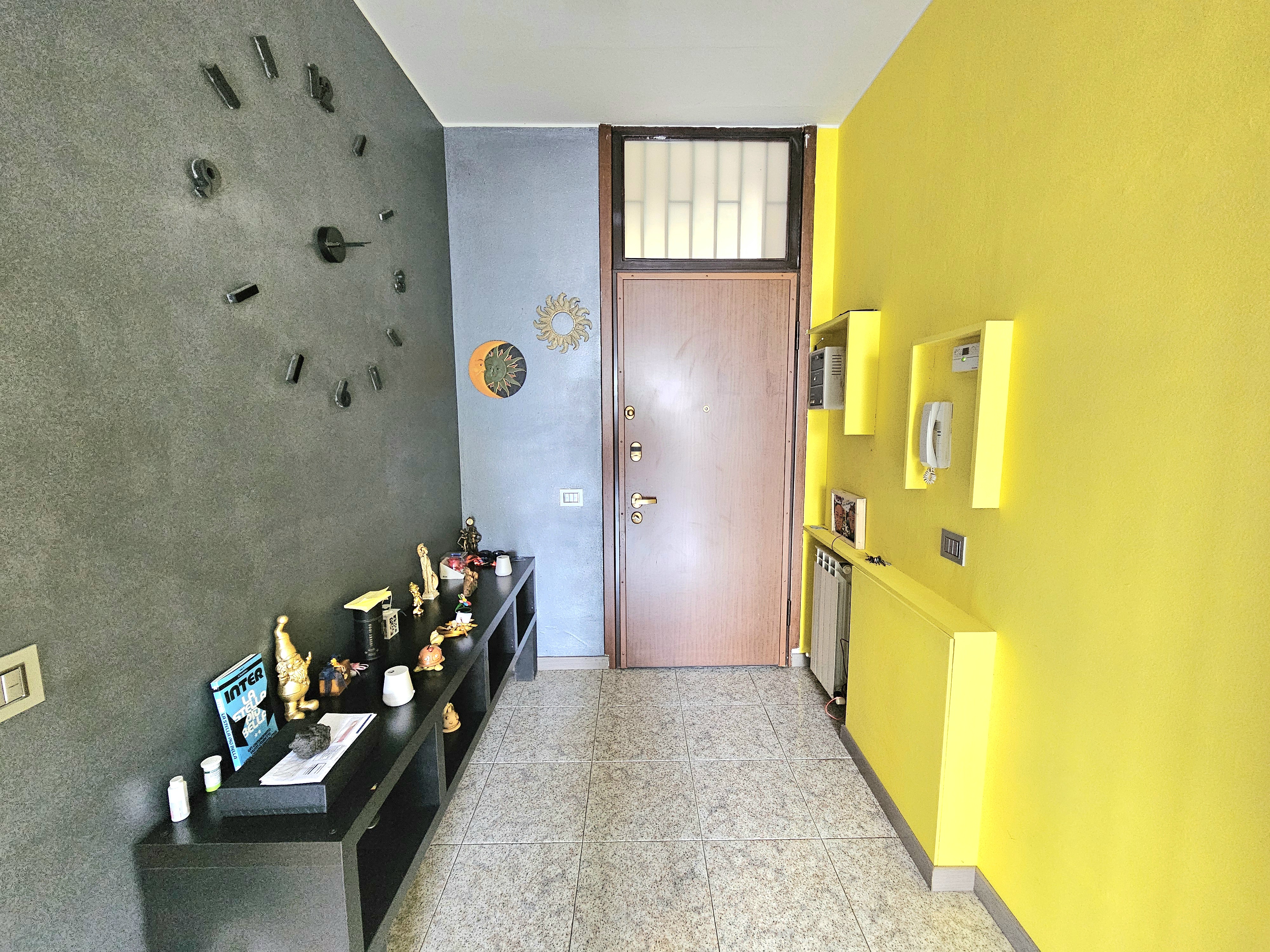 Trilocale con tripla esposizione ed ampio balcone - Foto 4