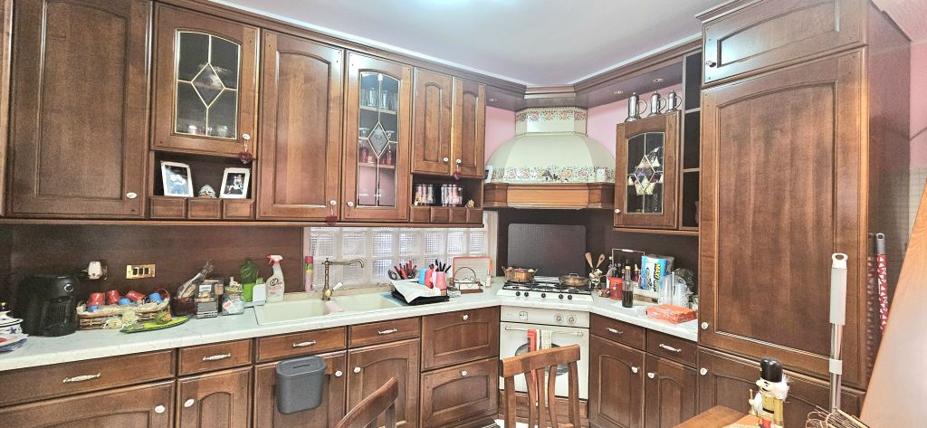 Villa Indipendente con Giardino Privato e Piscina - Foto 6
